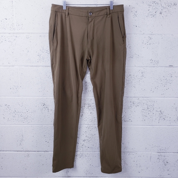 Lululemon Men's Commission Pant Classic Warpstreme Artifact Khaki 33 / 33 - Picture 1 of 12